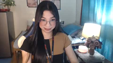 Snapshot of urwetasianprincessxx chatting on 02.27.25 Ashley Kate Mateo Gray online show from 02.27.25