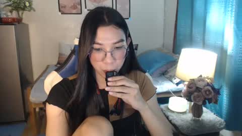 Snapshot of urwetasianprincessxx chatting on 02.27.25 Ashley Kate Mateo Gray online show from 02.27.25