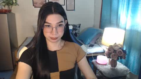 Snapshot of urwetasianprincessxx chatting on 03.04.25 Ashley Kate Mateo Gray online show from 03.04.25