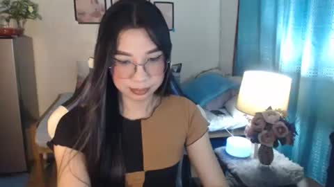 Snapshot of urwetasianprincessxx chatting on 03.07.25 Ashley Kate Mateo Gray online show from 03.07.25