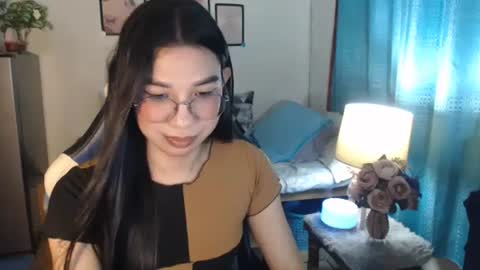 Snapshot of urwetasianprincessxx chatting on 03.08.25 Ashley Kate Mateo Gray online show from 03.08.25