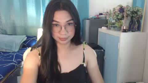 Snapshot of urwetasianprincessxx chatting on 10.08.25 Ashley Kate Mateo Gray online show from 10.08.25