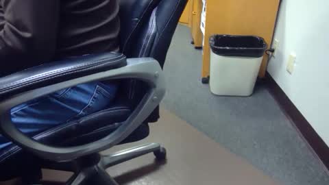 useemie online show from 11.20.25