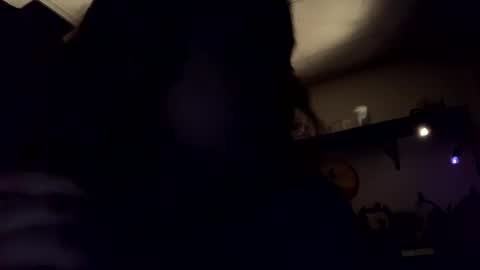 Snapshot of usefulhole chatting on 10.29.25 usefulhole online show from 10.29.25