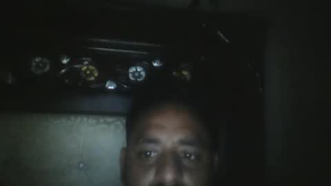 Snapshot of usman184 chatting on 10.30.25 Mian184 online show from 10.30.25