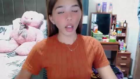 usweetcummer_kiana online show from 10.13.25