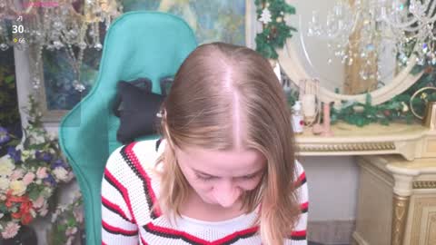 Leila online show from 01.23.25