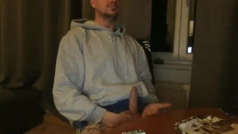 uwantitno online show from 11.10.25