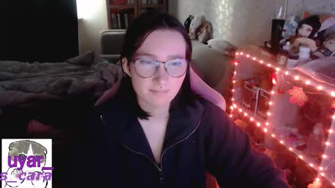 Snapshot of uyar_ chatting on 10.18.25 Cara online show from 10.18.25