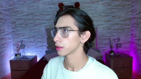 UYUKIE online show from 04.08.26