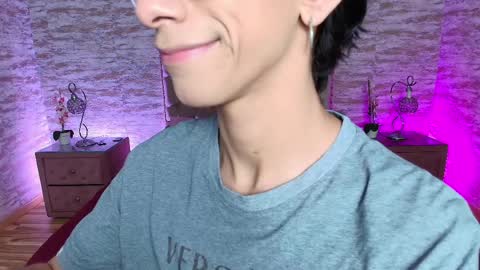 UYUKIE online show from 04.10.26