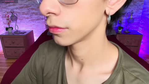 UYUKIE online show from 04.11.26