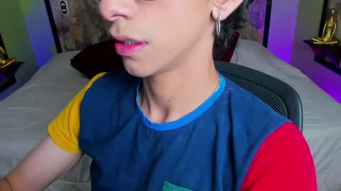 UYUKIE online show from 04.15.26