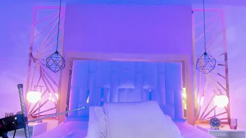 Snapshot of vaaleriee_miller_ chatting on 12.31.24 valeriee miller online show from 12.31.24