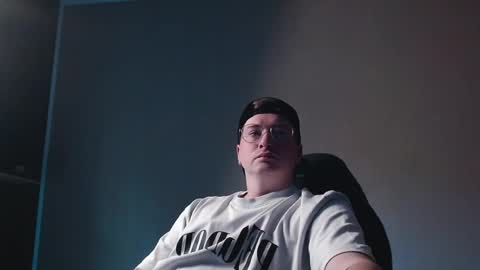 vacation__ online show from 05.04.26