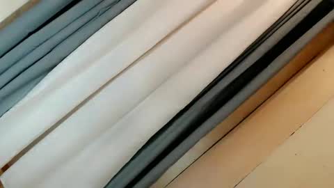 Snapshot of vae_sha chatting on 11.22.25 JESS - DONT FORGET TO FOLLOW ME AND GIVE ME THUMBS UP online show from 11.22.25