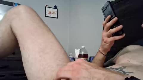 Snapshot of vaguy7in469 chatting on 05.19.26 vaguy7in469 online show from 05.19.26