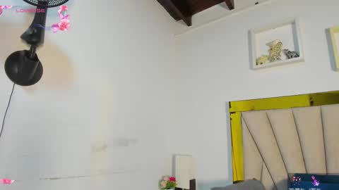 vahioleth  online show from 10.23.25