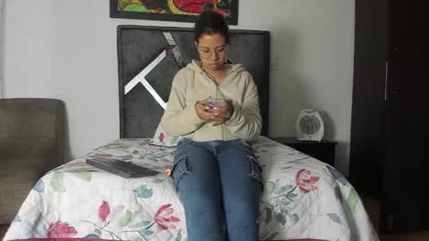 Vahiolet smith online show from 10.30.25