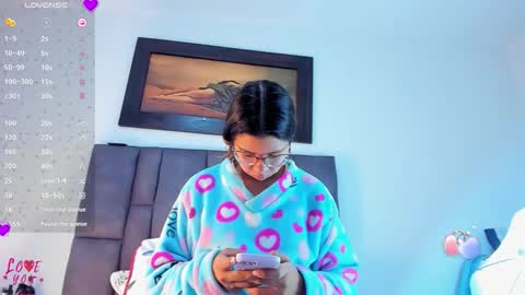 Vahiolet smith online show from 02.14.26