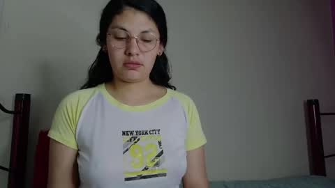 Snapshot of vainilla_cam chatting on 05.30.26 Vainilla online show from 05.30.26