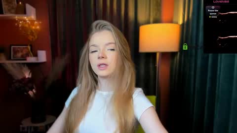 vaiolet_lovely online show from 05.04.26