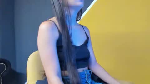 VaiolletCooper online show from 04.02.26