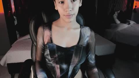 Snapshot of vaiolethsan chatting on 01.18.26 Vaioleth online show from 01.18.26