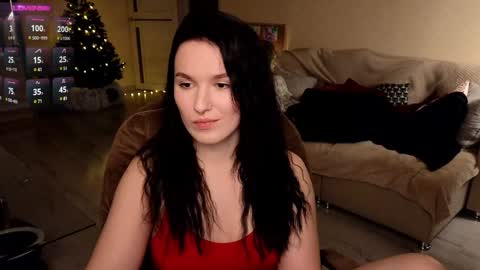 Snapshot of val_manson chatting on 12.25.24 Val online show from 12.25.24