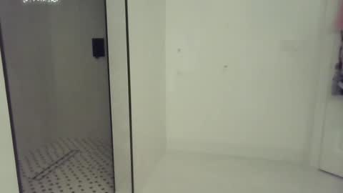 Snapshot of vale122397 chatting on 09.25.25 vale122397 online show from 09.25.25