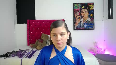 valeamaya online show from 11.18.25