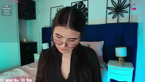 Tifanny  online show from 09.19.25