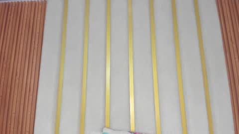 Valen  online show from 04.16.26