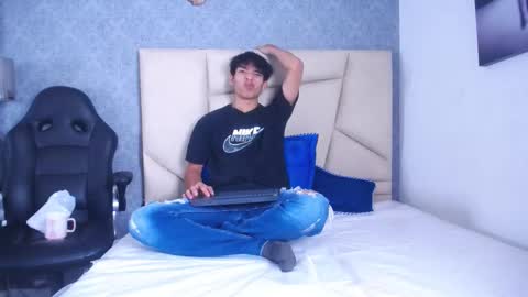 Valenor online show from 10.08.25