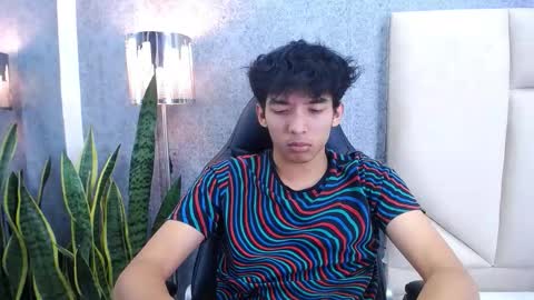 Valenor online show from 10.10.25