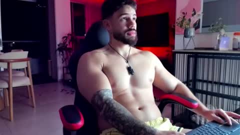 valenthinoking online show from 08.02.26