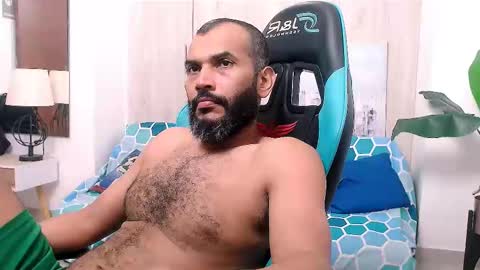 Valentine online show from 12.21.24