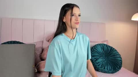 Valentina Torres online show from 11.06.25