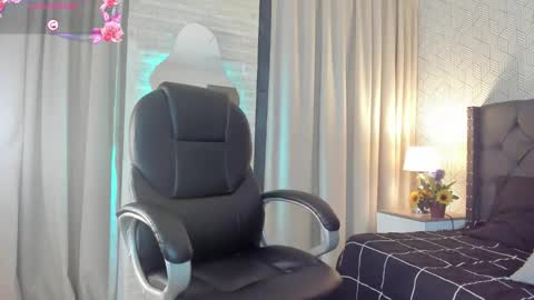 Valen online show from 11.15.25