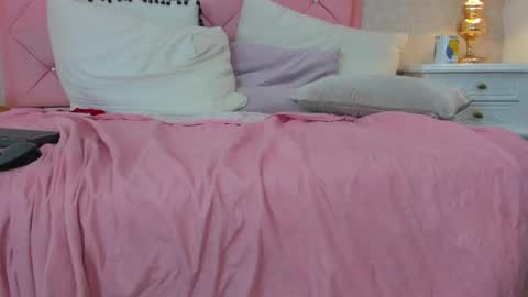 Valentina online show from 04.12.26