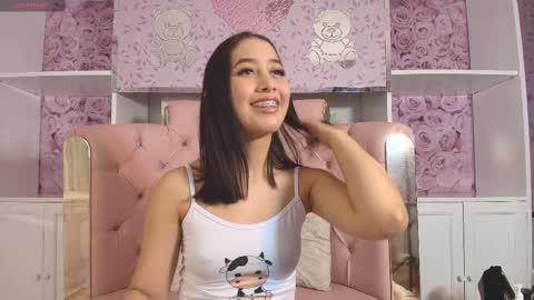 Snapshot of valentina_cortes72 chatting on 02.18.25 Valentina online show from 02.18.25