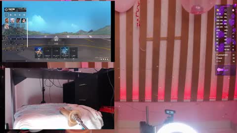 Snapshot of valentina_greco chatting on 02.18.25 Valentina online show from 02.18.25