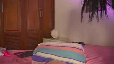 VALENTINA online show from 04.15.26