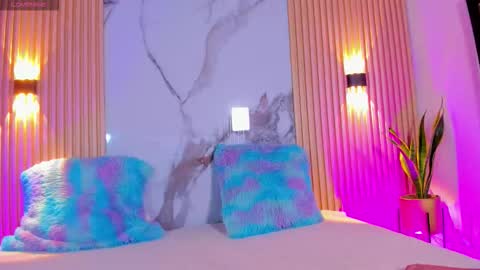 Valentina online show from 09.17.25