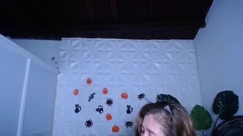 Snapshot of valentina_mature chatting on 10.01.25 Valentina online show from 10.01.25