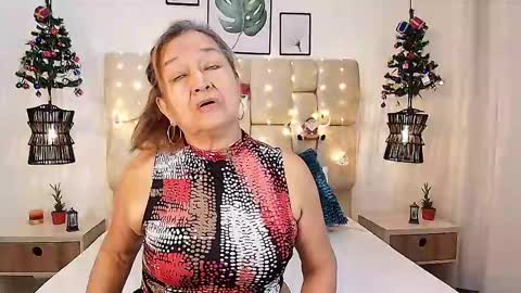 Snapshot of valentinadiazz1 chatting on 12.19.24 Ana online show from 12.19.24