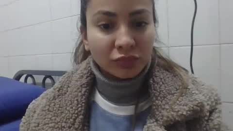 valentinaseleni24 online show from 06.25.26