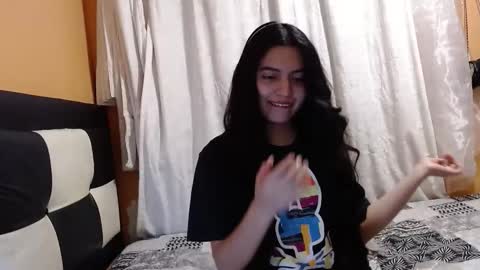 Snapshot of valentinasmith18 chatting on 02.25.26 valentinasmith18 online show from 02.25.26