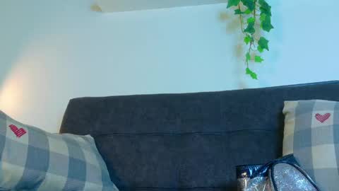 VALENTINA online show from 04.15.26