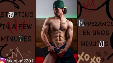 Valentino - 15 OFF valentino2201 online show from 04.16.26